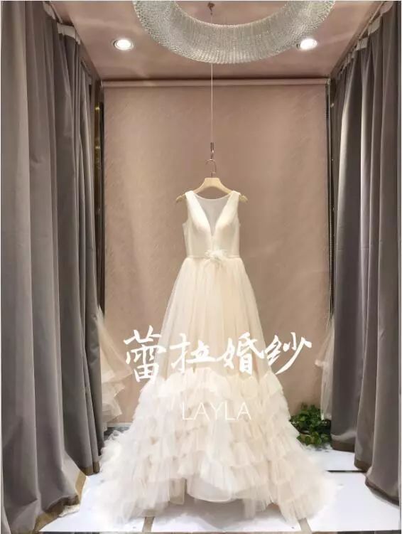 婚纱轻纱是哪一种_轻婚纱_婚纱轻纱好还是重纱好