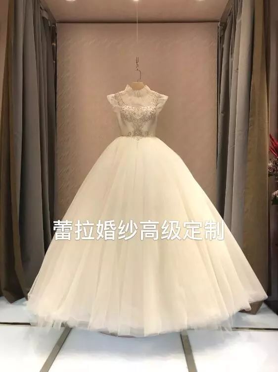 婚纱轻纱好还是重纱好_轻婚纱_婚纱轻纱是哪一种