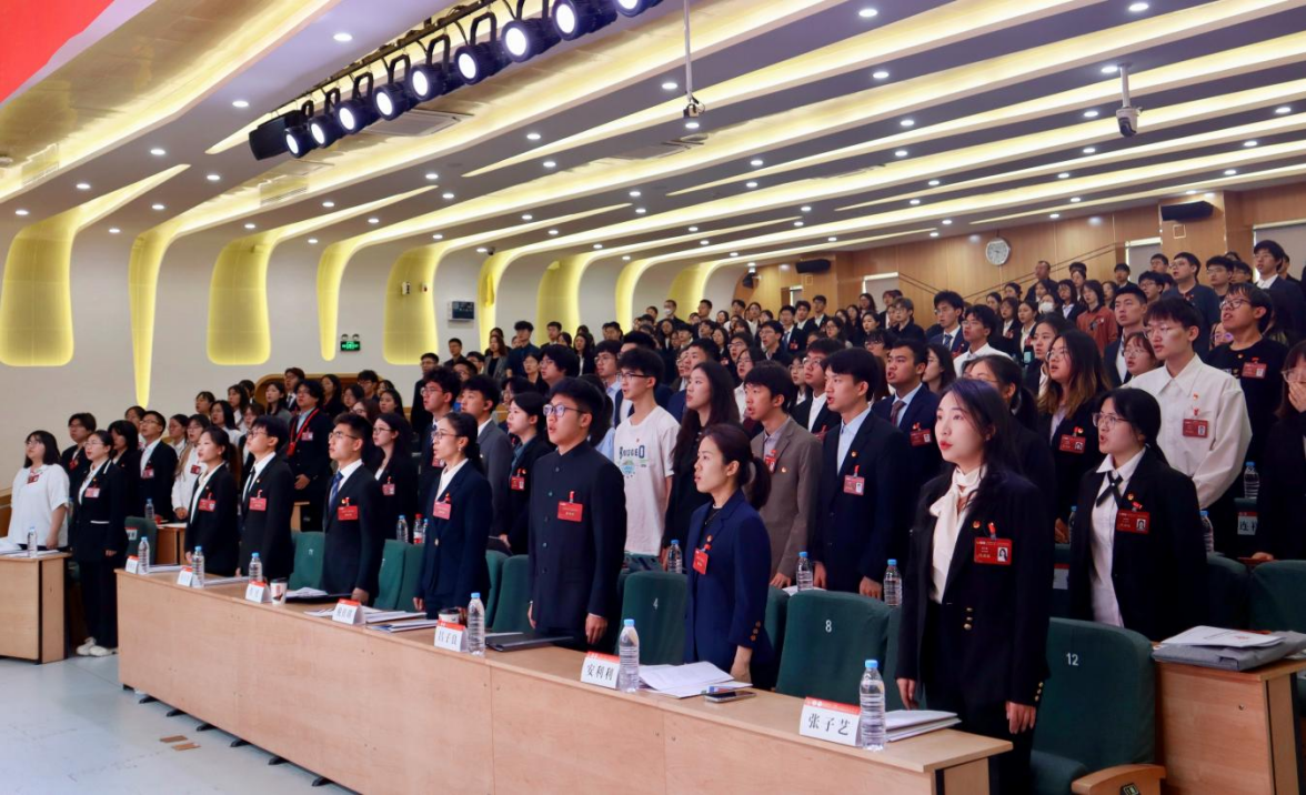 师范大学北京学生多吗_北京师范大学学生处电话_北京师范大学学生