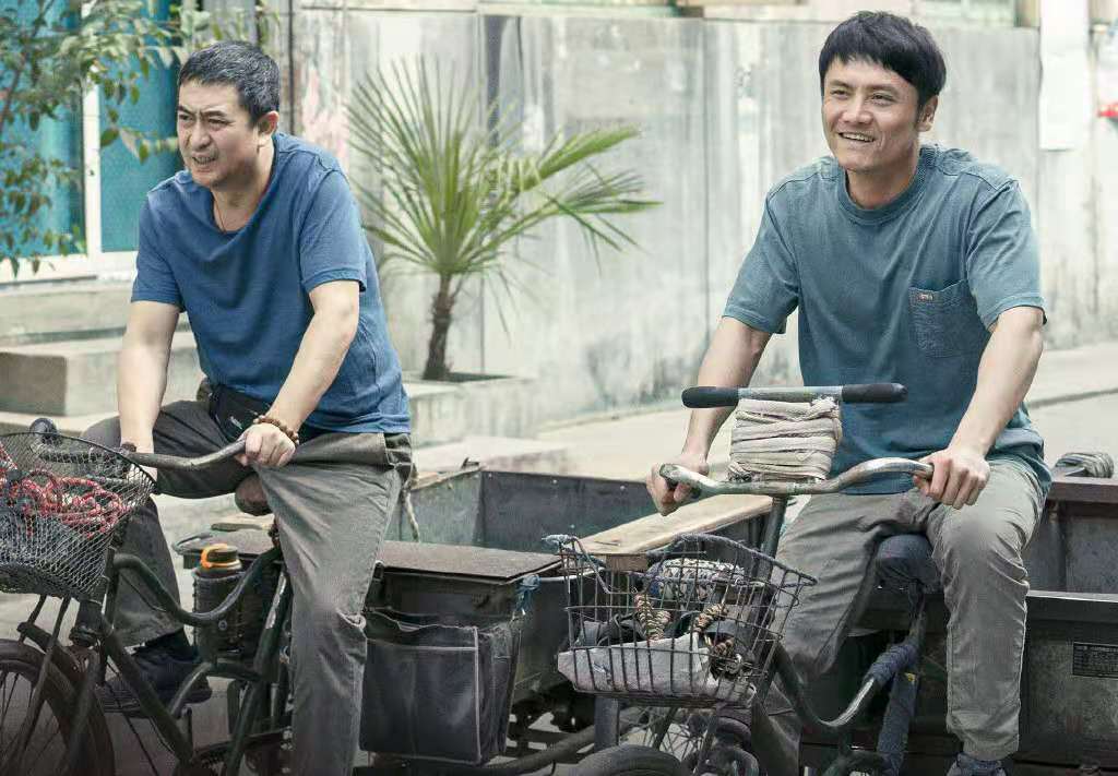 电脑灯_灯电脑膜块就是电路板吗为什么_灯电脑开关接线图解