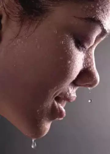 出虚汗吃什么药效果好_出虚汗是什么原因男性_出虚汗