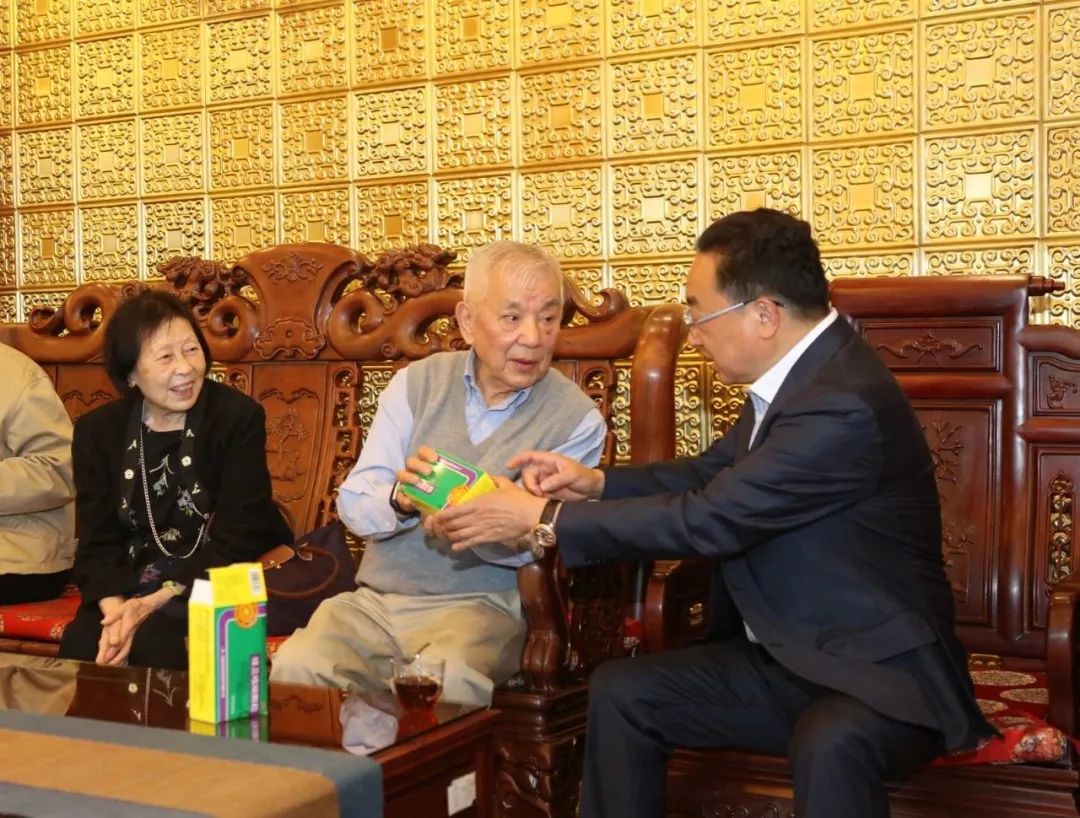 中国人民大学校友_中国人民大学校著名校友_中国人民大学商界校友