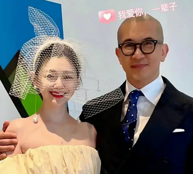 婚纱轻纱好还是重纱好_婚纱轻纱_轻婚纱
