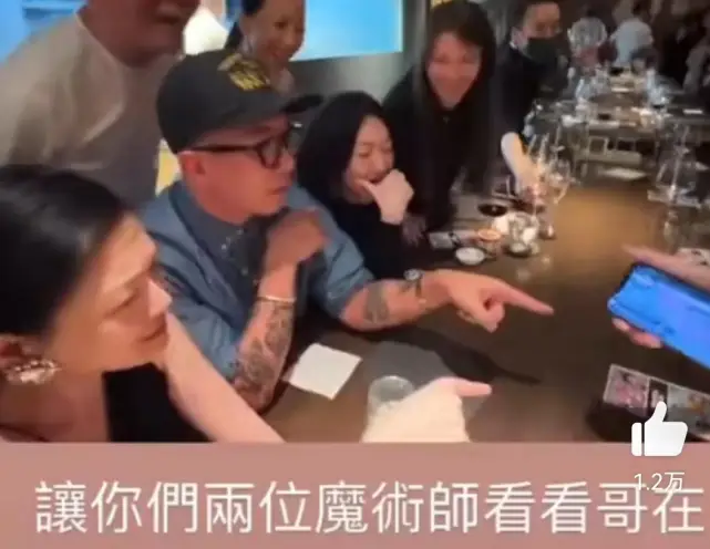 轻婚纱_婚纱轻纱_婚纱轻纱好还是重纱好