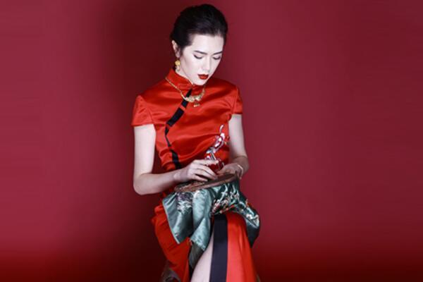婚纱轻纱照片_婚纱轻纱_轻婚纱