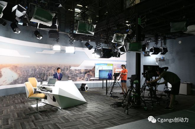 直播讯道摄像机_cctv讯道直播间_讯道直播机