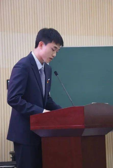 北京师范大学学生处电话_北京师范大学学生_师范大学北京学生多吗