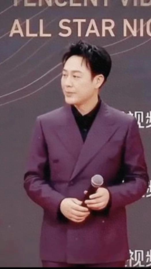 婚纱轻的好还是重的好_轻婚纱_婚纱轻纱