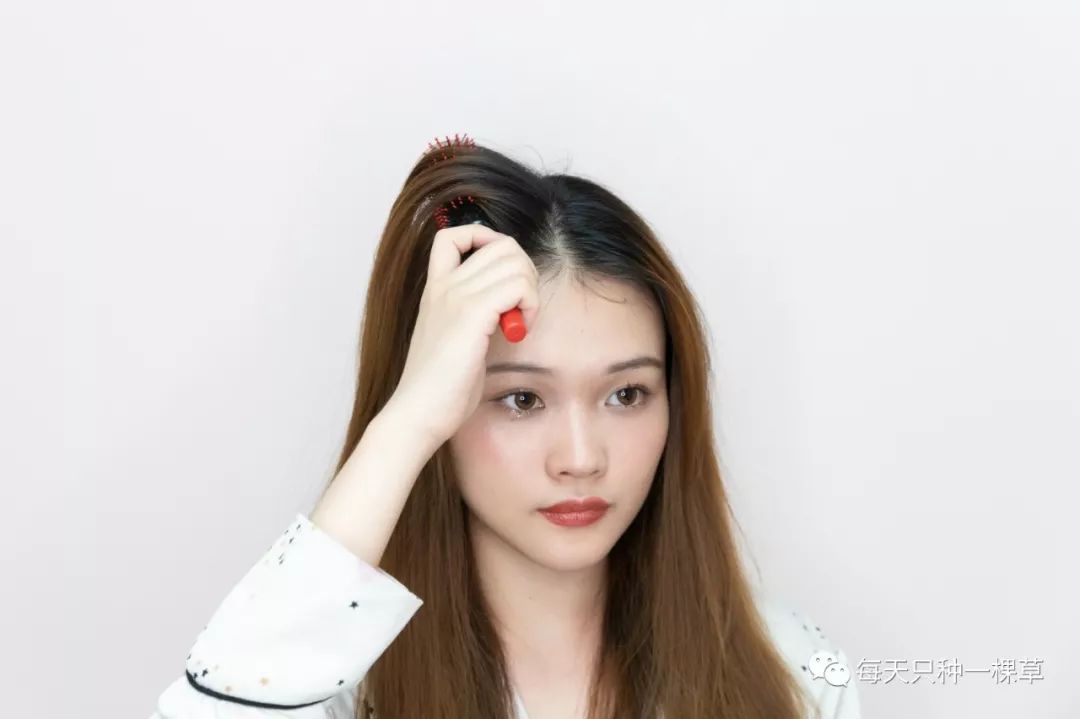 卷发棒大小_卷发棒大卷是多少厘米的_卷发棒直径多大的卷好看