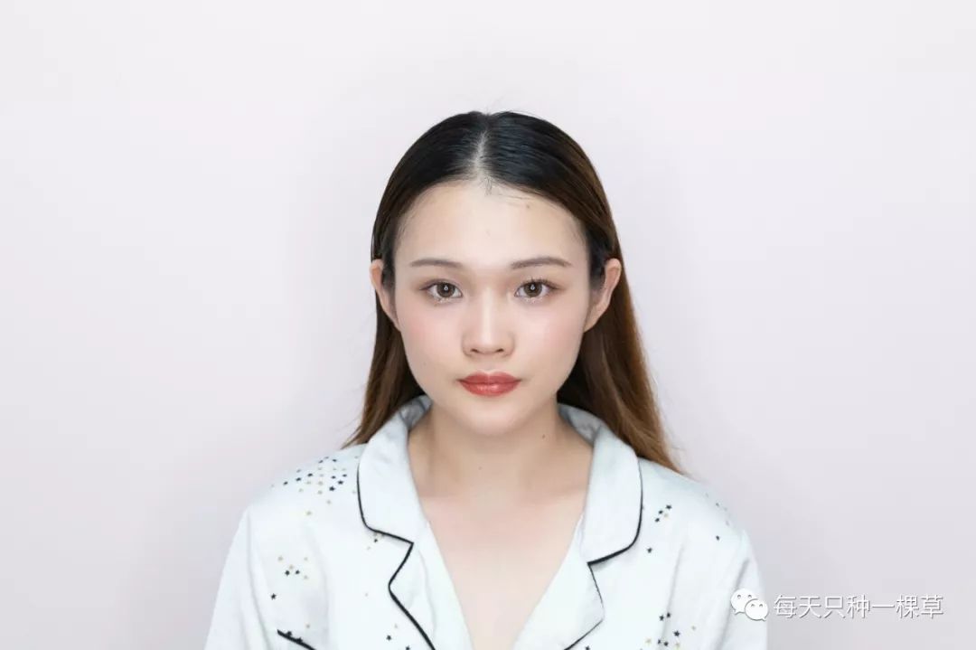卷发棒大小_卷发棒直径多大的卷好看_卷发棒大卷是多少厘米的