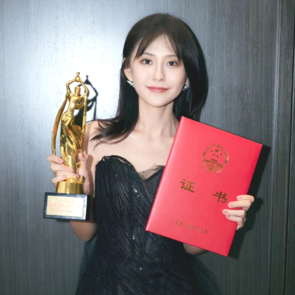 北京电影学院毕业的演员有哪些_北京电影学院毕业_北京电影学院毕业短片