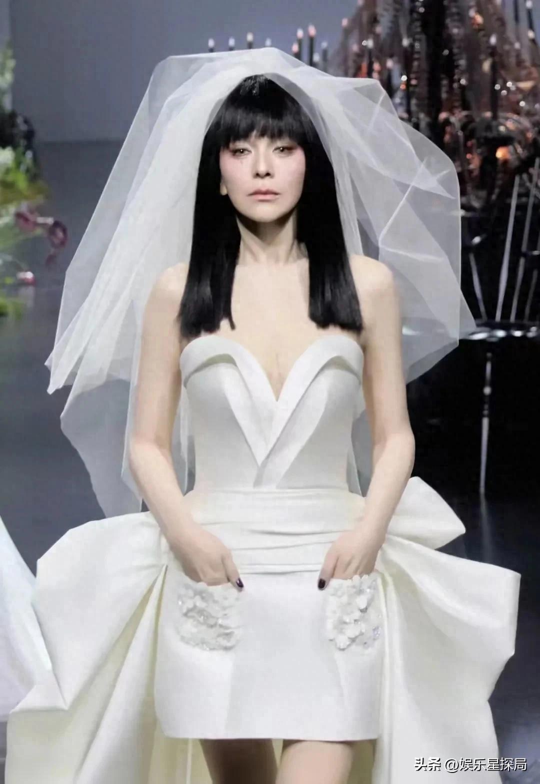 轻婚纱_婚纱轻的好还是重的好_婚纱轻纱照片