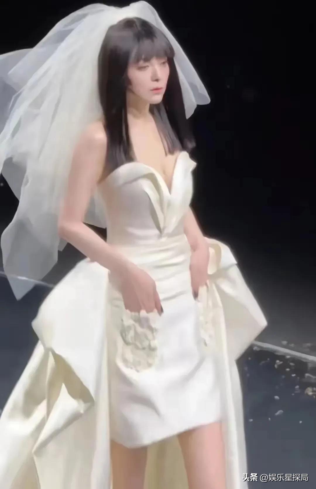 婚纱轻的好还是重的好_婚纱轻纱照片_轻婚纱