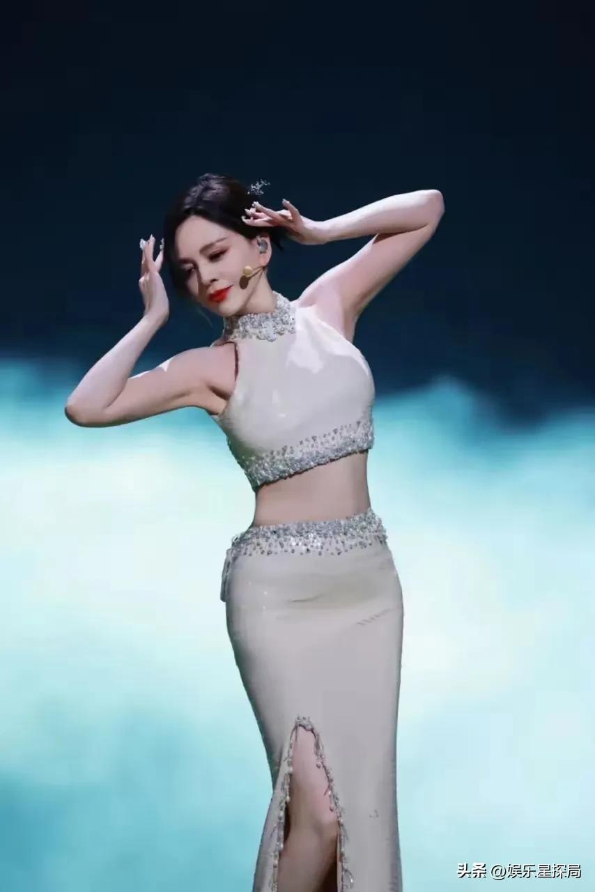 轻婚纱_婚纱轻的好还是重的好_婚纱轻纱照片