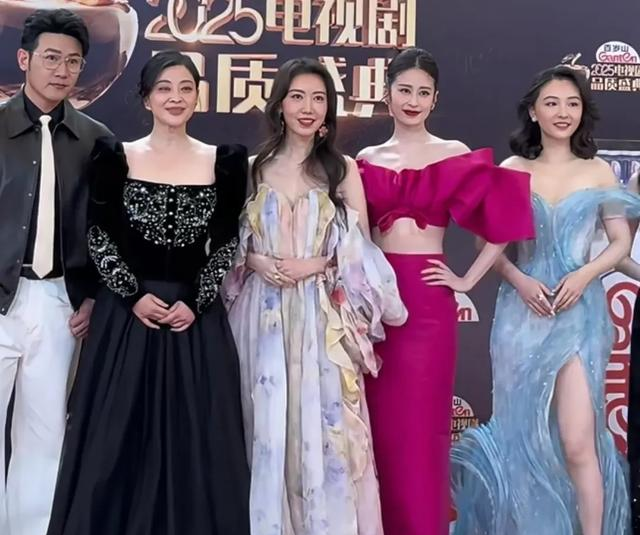 聚光灯_灯聚光好还是散光好_灯聚光和散光的区别