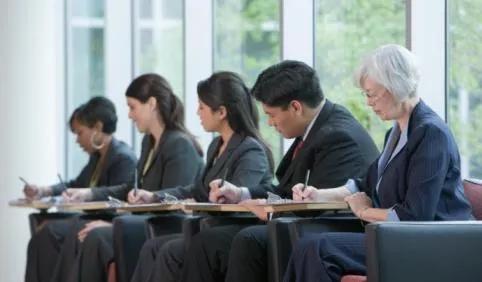 港中深金融学费_港中深_港中深邮编
