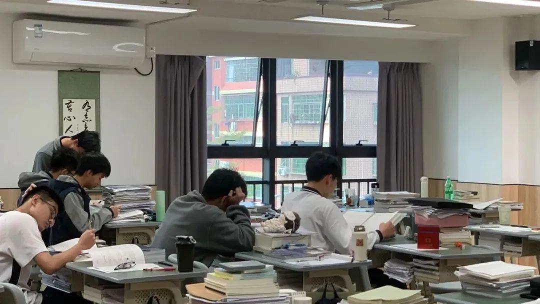 华侨联考生是什么意思_华侨生联考_华侨联考生毕业证一样吗