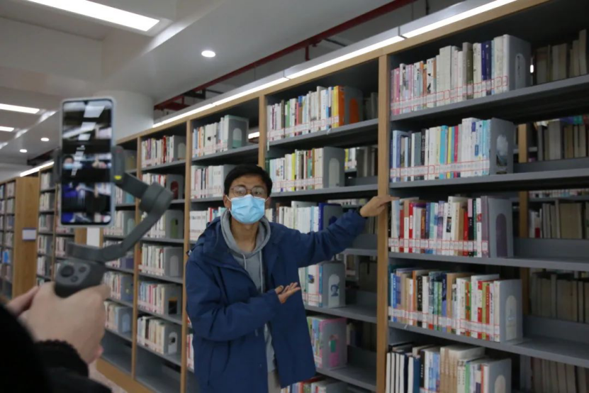 上海交通大学学生_上海交通大学学生人数_上海交通大学学生证