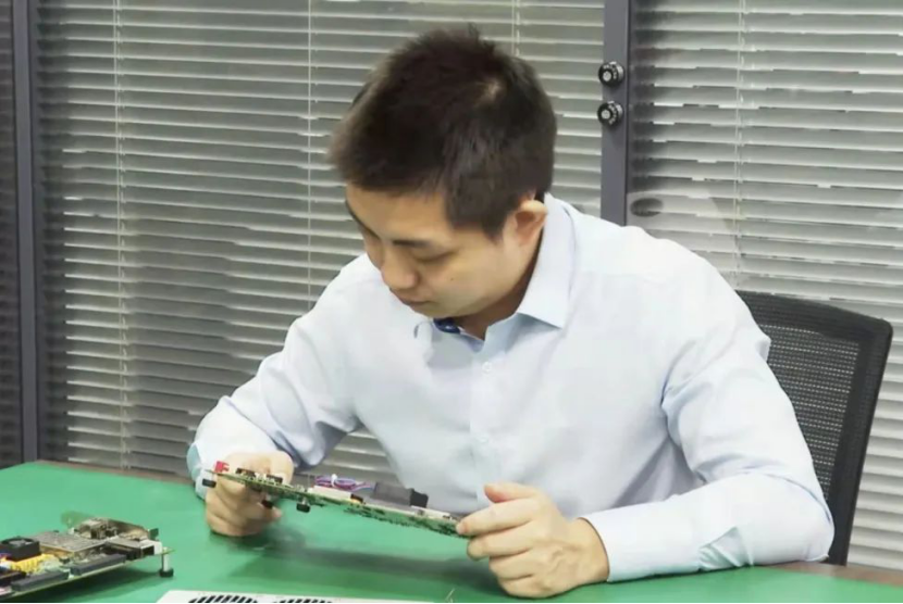上海交通大学学生证_上海交通大学学生_上海交通大学学生人数