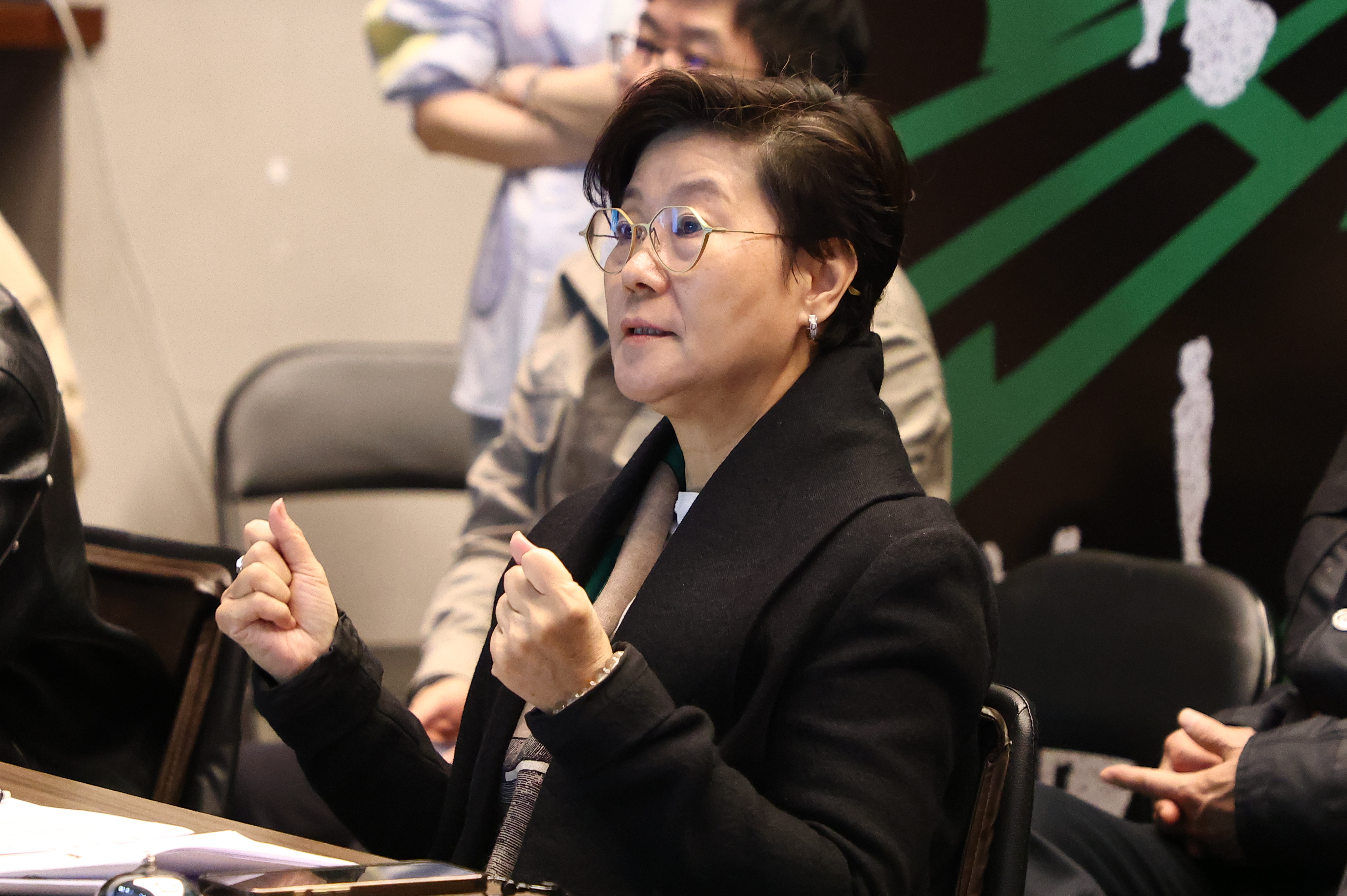 电影学院教师_北京电影学院教授_电影学院表演系教授