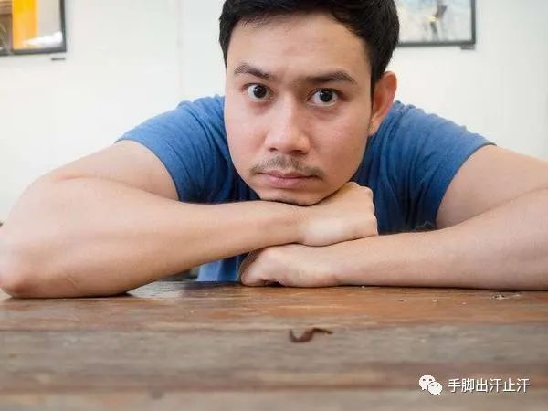 回事出虚汗是什么病_出虚汗是怎么回事_出虚汗是病吗