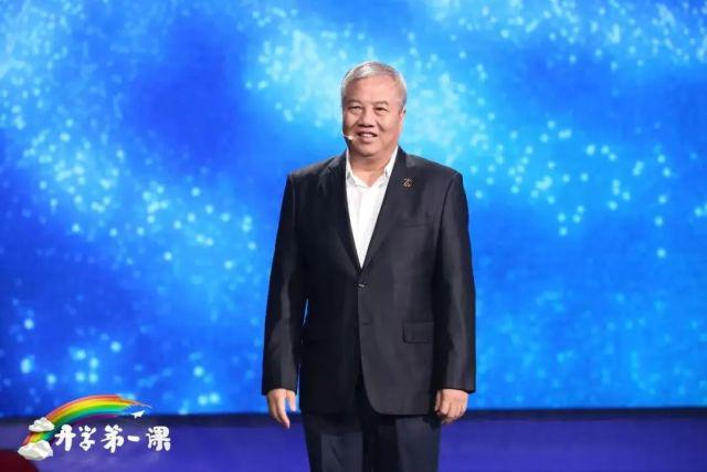 航天航空毕业大学北京排名_北京航天航空大学毕业去里_毕业于北京航空航天大学