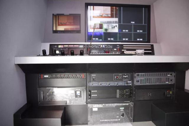 讯道直播机_直录播系统厂家讯维_cctv讯道直播间