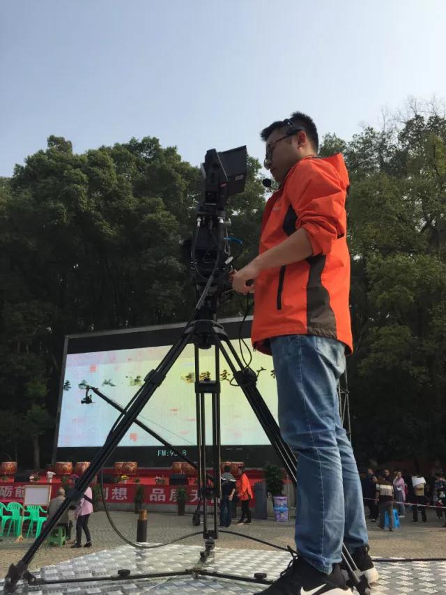 讯道直播机_直录播系统厂家讯维_cctv讯道直播间