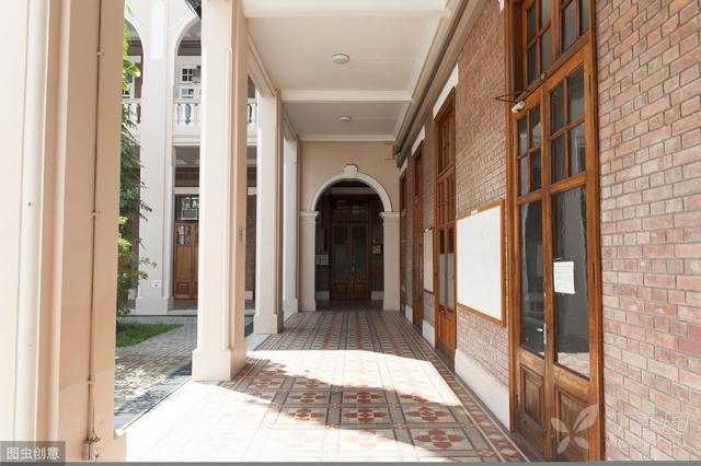 深圳港中大附属学校_深圳港中大学费一年多少钱_港中大深圳