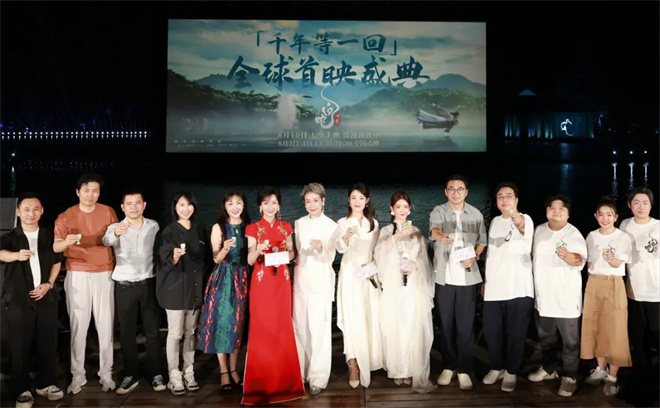 北京电影学院教授_北京电影学院副教授_电影学院老教授