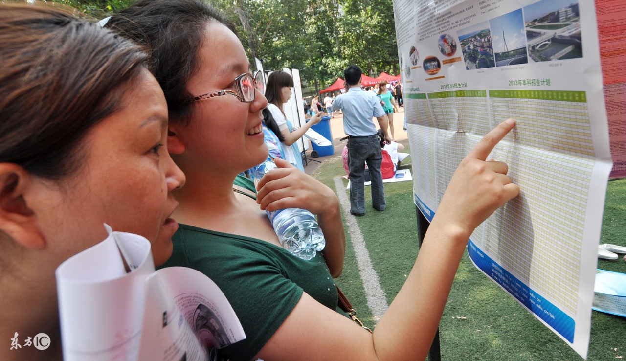 华侨生联考_华侨联考生政策_华侨联考生与统考生的区别