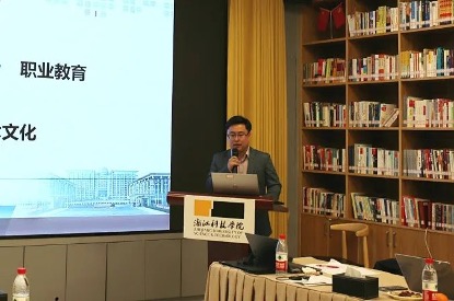 北京外国语大学讲师_北京外国语大学教授和副教授_北京外国语大学副教授