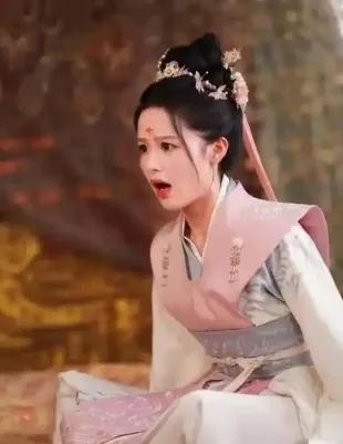 电影学院教授又是演员_北京电影学院教授_电影学院老教授