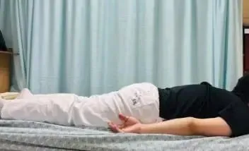 “久坐族”如何护腰？中医有招，假期练起来__“久坐族”如何护腰？中医有招，假期练起来