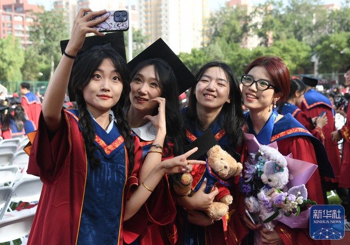 毕业于中国人民大学_中国人民大学毕业_中国人民大学毕业去向