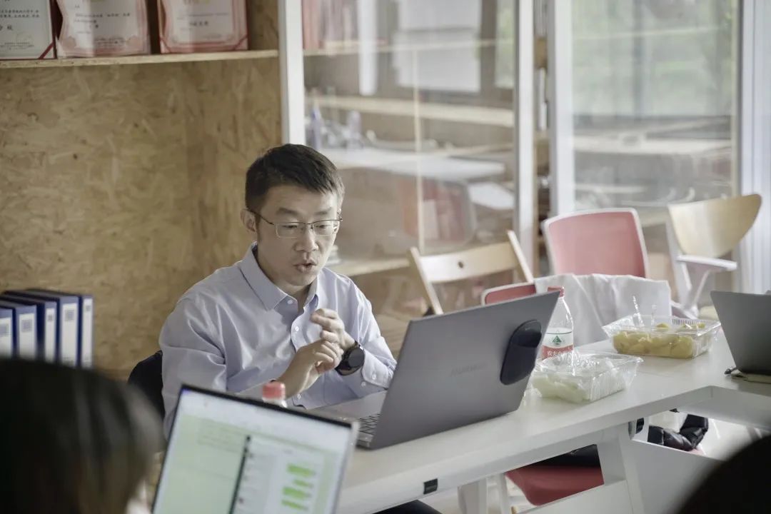 新闻传播热点研究问题_新闻传播学热点专题_新闻传播学研究热点