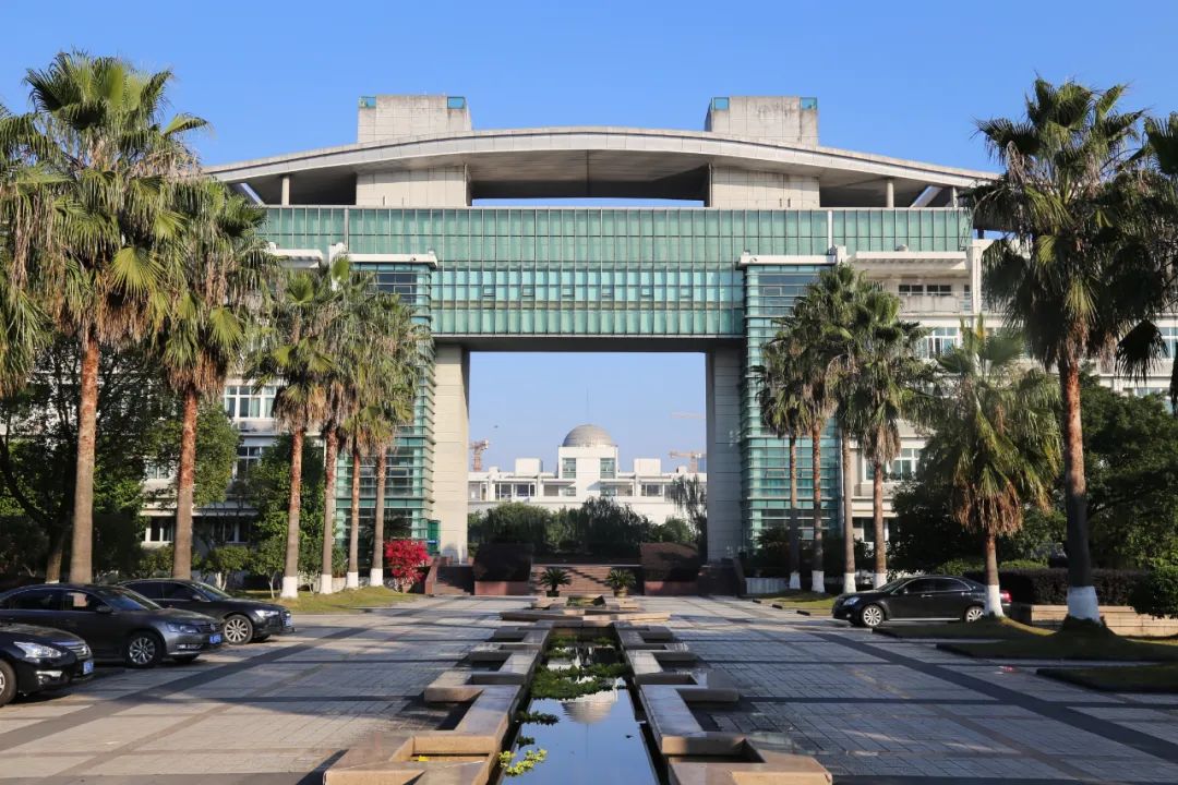 北京师范毕业好找工作吗_毕业于北京师范大学_师范毕业大学北京落户政策