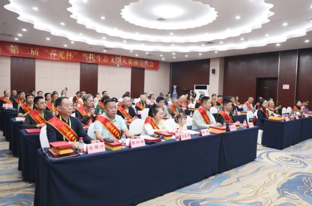 北京外国语大学副教授_北京外国语大学讲师_北京语言大学副教授工资