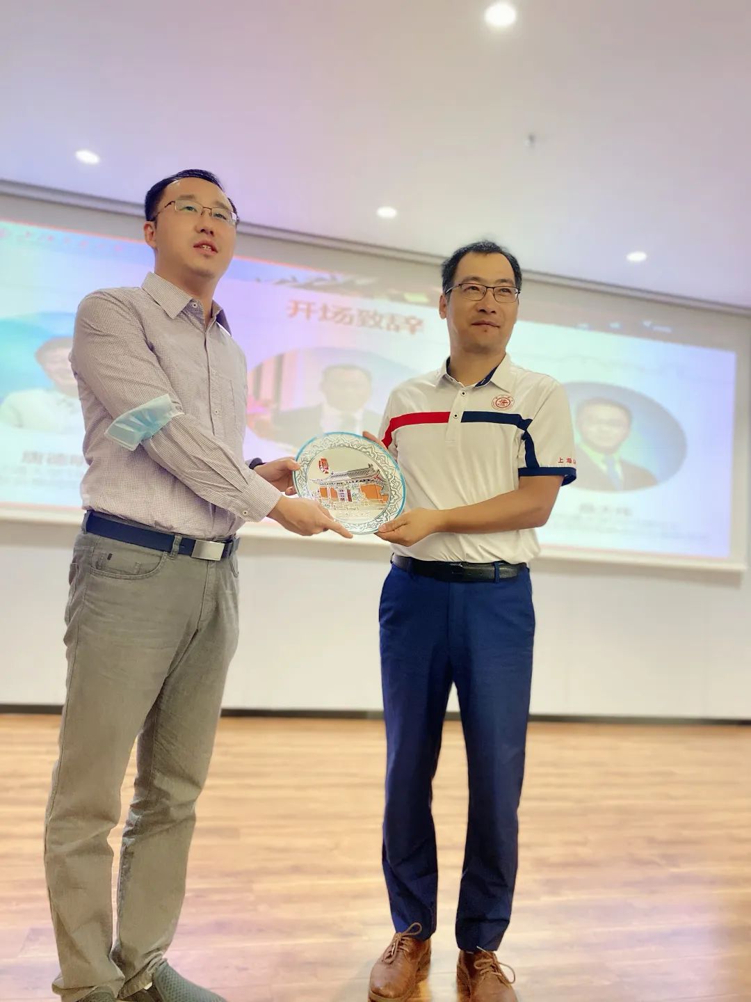 上海交通大学杰出校友_上海交通大学校友_上海交大知名优秀校友