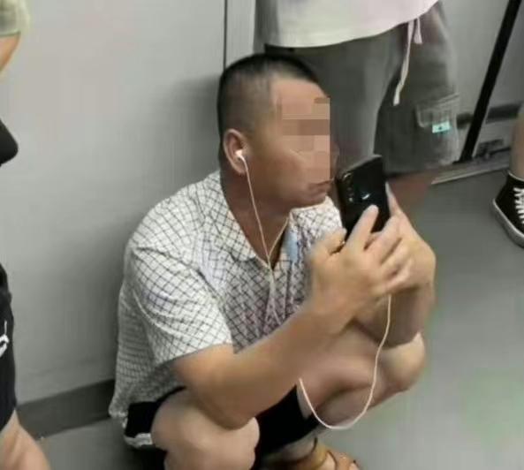 四川大学新闻传播_四川大学新闻传播学参考书目_四川大学新闻传播学