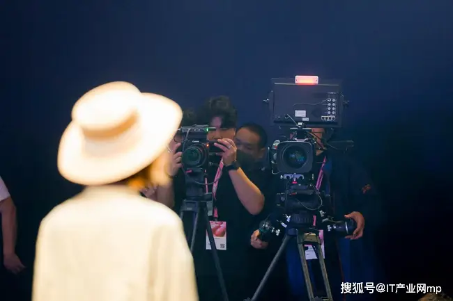 讯道机和摄像机有什么区别_讯道_讯道摄像机