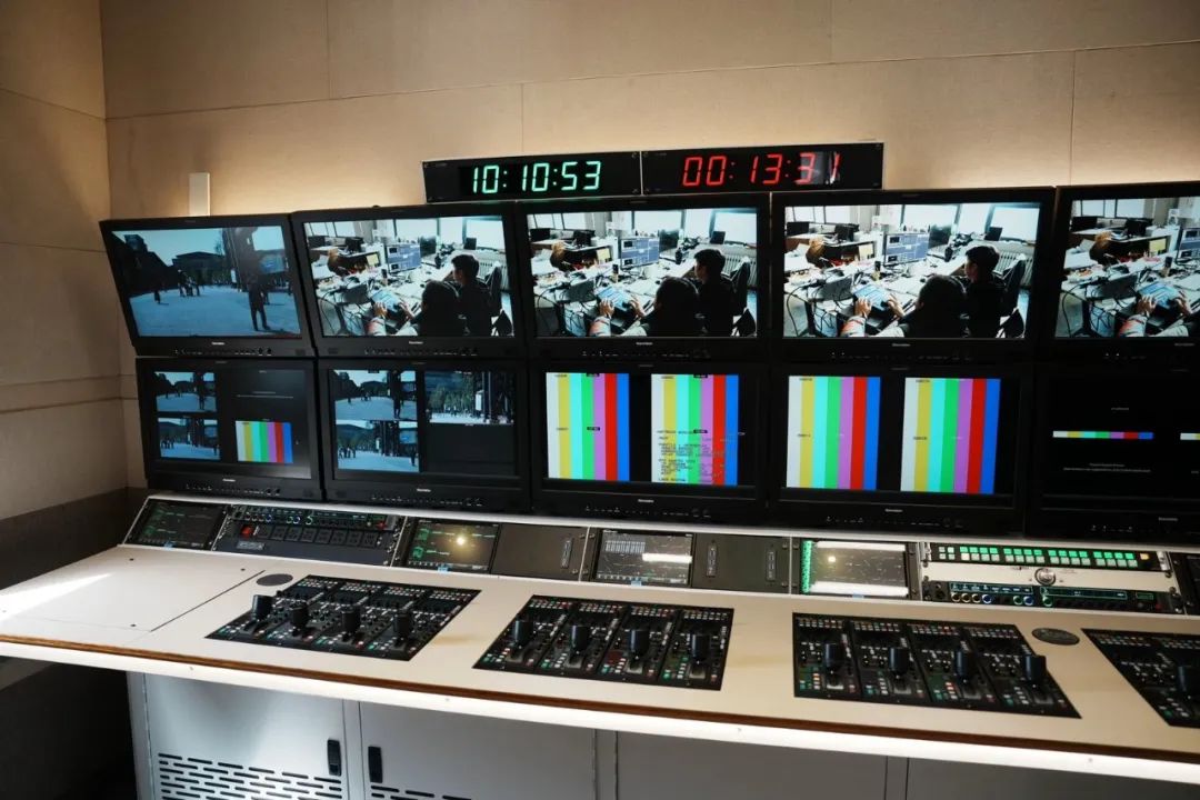 cctv讯道直播间_讯道直播机_直播讯道摄像机