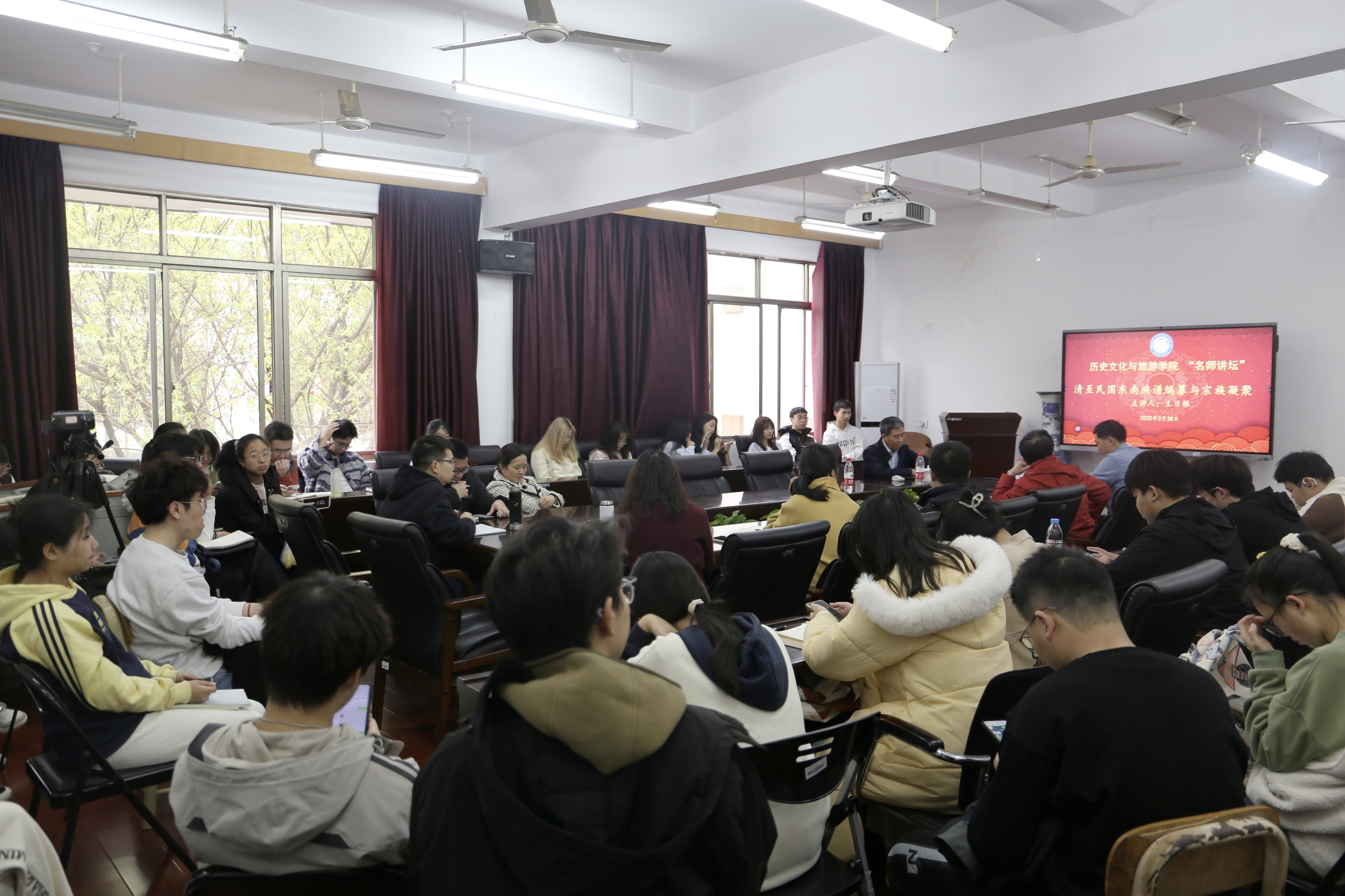 厦门大学教授_厦门教授大学教授名单_厦大教授集体上街