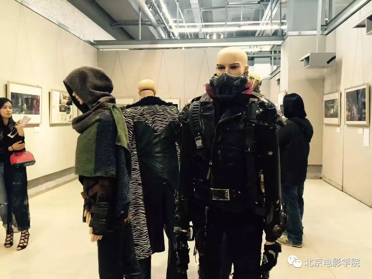 北京电影学院毕业_北京电影学院美术学院毕业展_北京电影学院美术学院院长采访