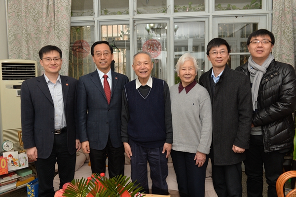 上海交通大学120周年校庆_上海交通大学校友_上海交大校领导看望老校友