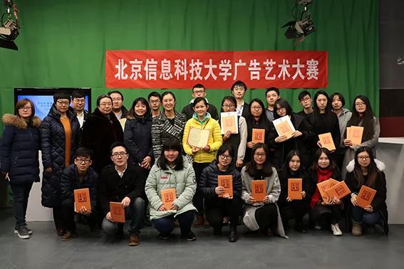 新闻传播学人才培养模式_传播学专业复合型人才_新闻传播学专业代码