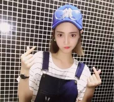 北京电影学院新生关晓彤_关晓彤宿舍室友颜值_北京电影学院校友