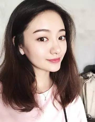 北京电影学院新生关晓彤_关晓彤宿舍室友颜值_北京电影学院校友