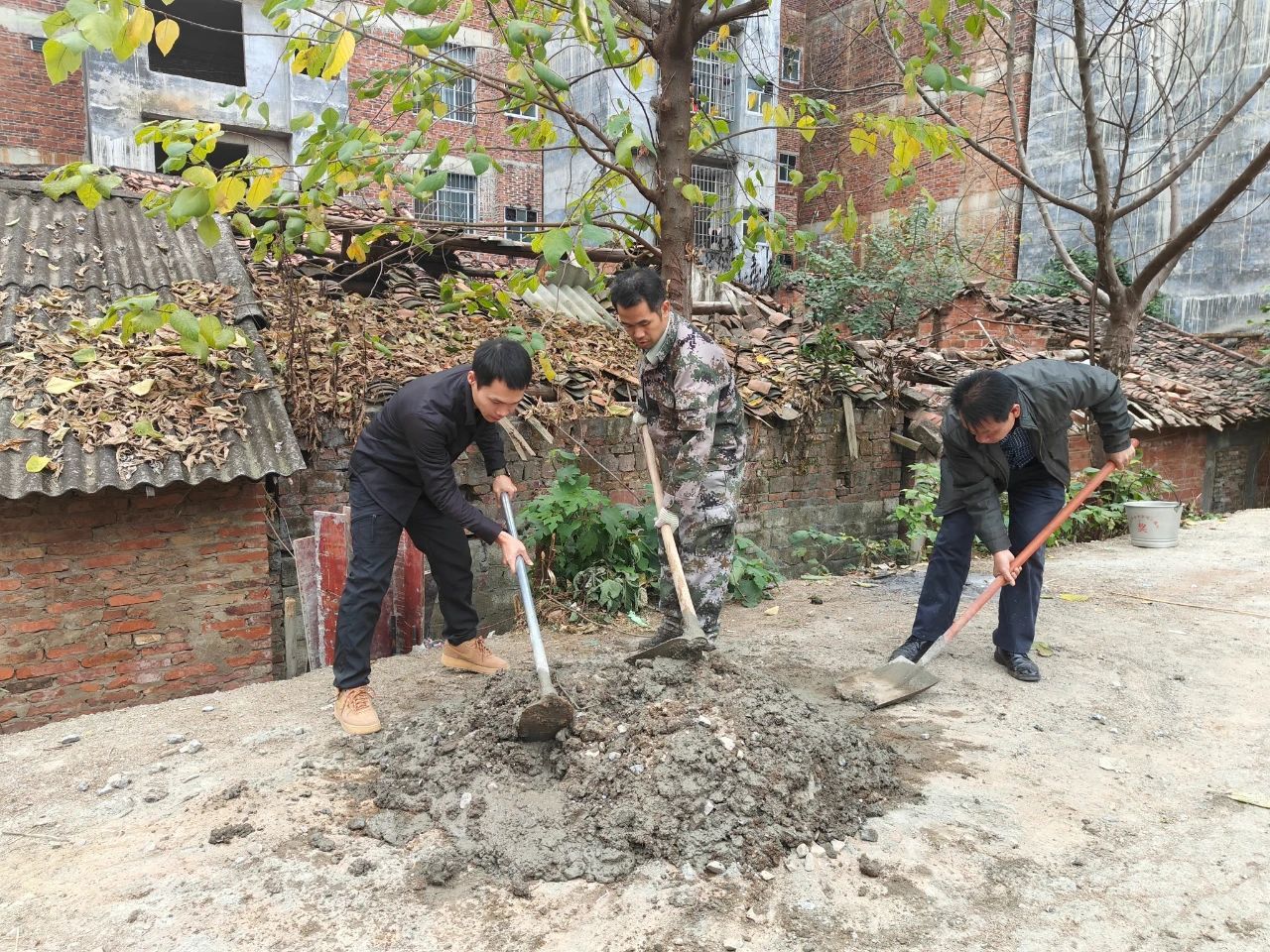 城东四路路灯工程_向阳社区路灯安装_大路灯安装
