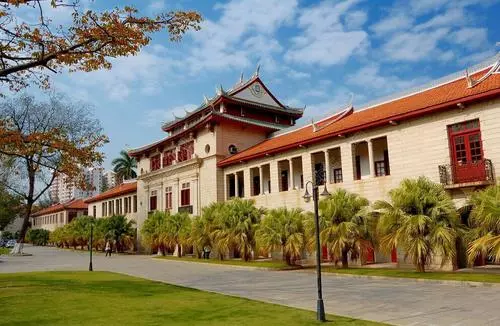 厦门大学100周年校庆直播_厦门大学校园美景_厦门大学校友